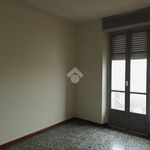 Affitto 3 camera appartamento di 60 m² in Asti
