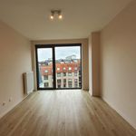Rent 1 bedroom apartment of 68 m² in Woluwe-Saint-Lambert
