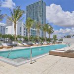 Rent 1 bedroom apartment of 790 m² in Miami