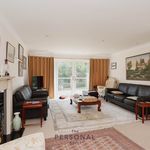 Rent 5 bedroom house in Tadworth