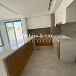 Rent 4 bedroom house of 242 m² in Dubai