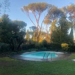 Rent 5 bedroom house of 345 m² in Rome