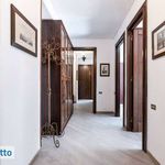 Affitto 6 camera appartamento di 213 m² in Palermo