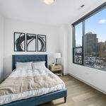 Rent 4 bedroom apartment of 1400 m² in Chicago