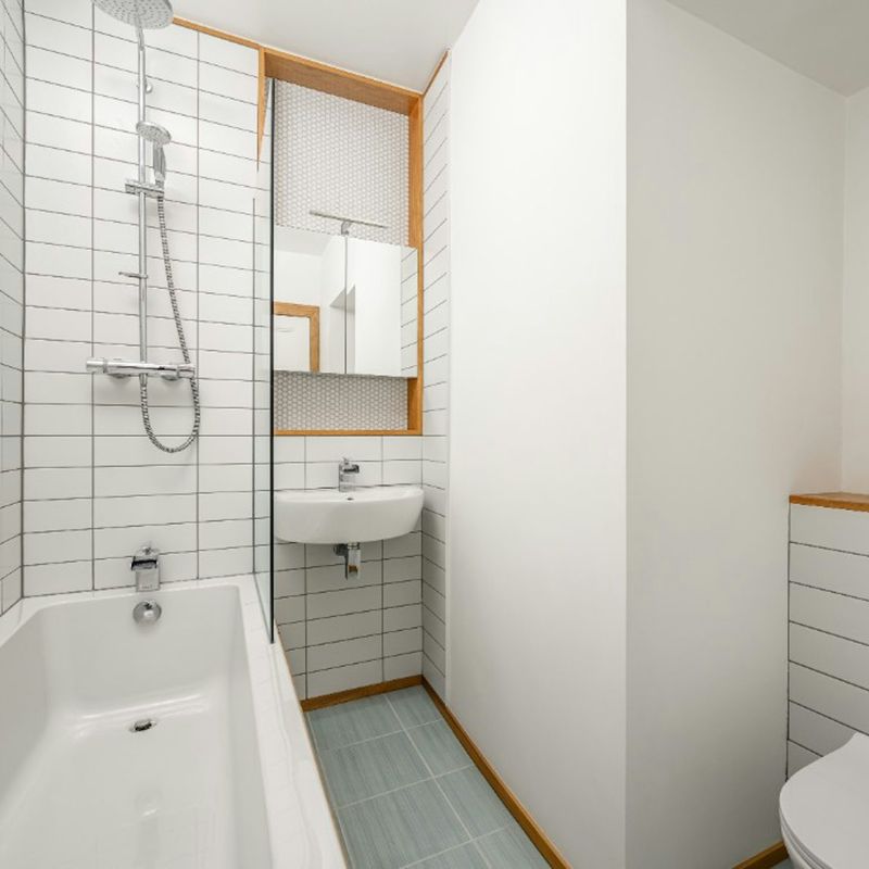 1 bedroom Flat for rent in Edinburgh - £1,200 PCM Leith