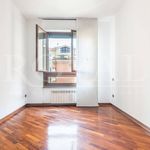Rent 3 bedroom apartment of 134 m² in Monza