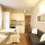 Rent 4 bedroom house of 70 m² in Firenze