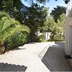 Maison de 180 m² avec 6 chambre(s) en location à Antibes
