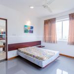 Rent 2 bedroom apartment of 157 m² in Delthota
