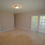 Rent 2 bedroom apartment in Fort Lauderdale