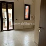Affitto 3 camera appartamento di 90 m² in Alessandria