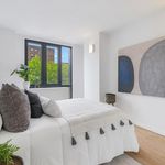 Rent 2 bedroom apartment of 90 m² in Peekskill