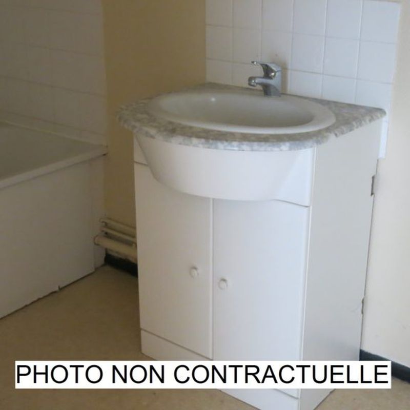 LOCATION APPARTEMENT T4, POITIERS, COURONNERIES
