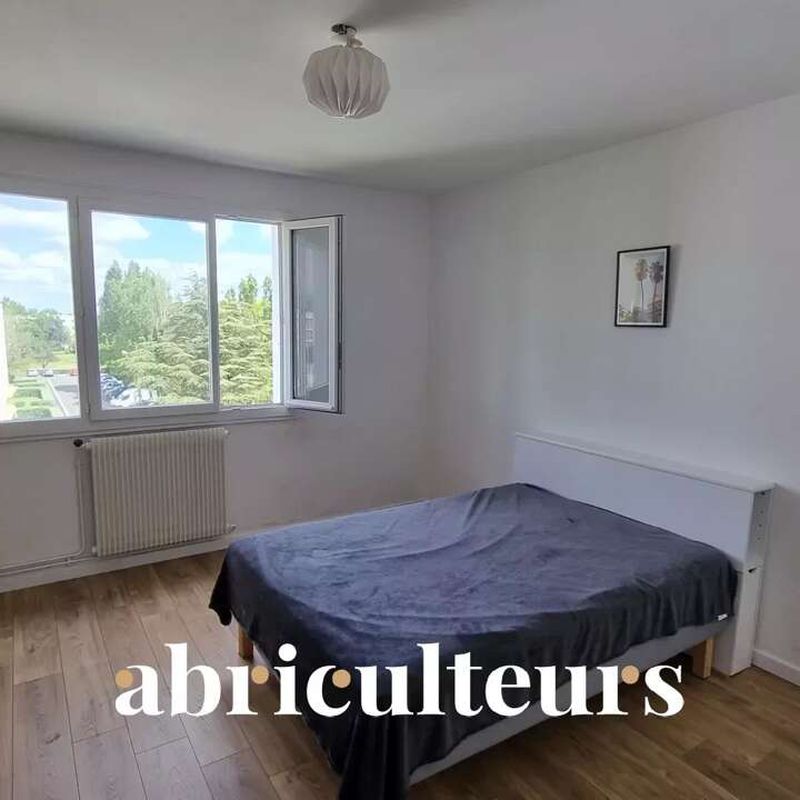 Location appartement 3 pièces 80 m² Mérignac (33700)