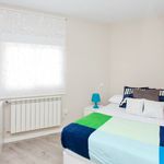Rent a room of 54 m² in Madrid