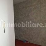 Affitto 4 camera appartamento di 110 m² in Frosinone
