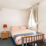 Rent a room of 68 m² in Kingston upon Thames