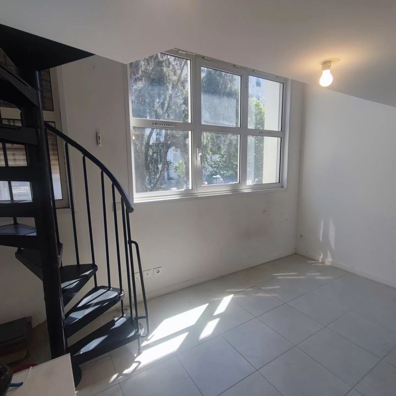 Rental apartment Nice, 1 room, 1 bedroom, 21.05 m², €415 / Month (Fees included) Saint-Laurent-du-Var