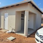 Rent 3 bedroom house of 300 m² in Polokwane