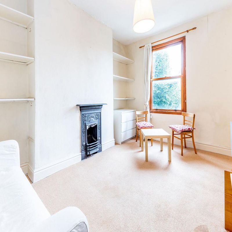 beautiful period conversion located on a highly sought after area Canonbury