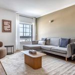 Rent 2 bedroom apartment of 95 m² in Lisboa