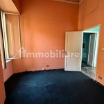 Rent 2 bedroom house of 180 m² in Genova