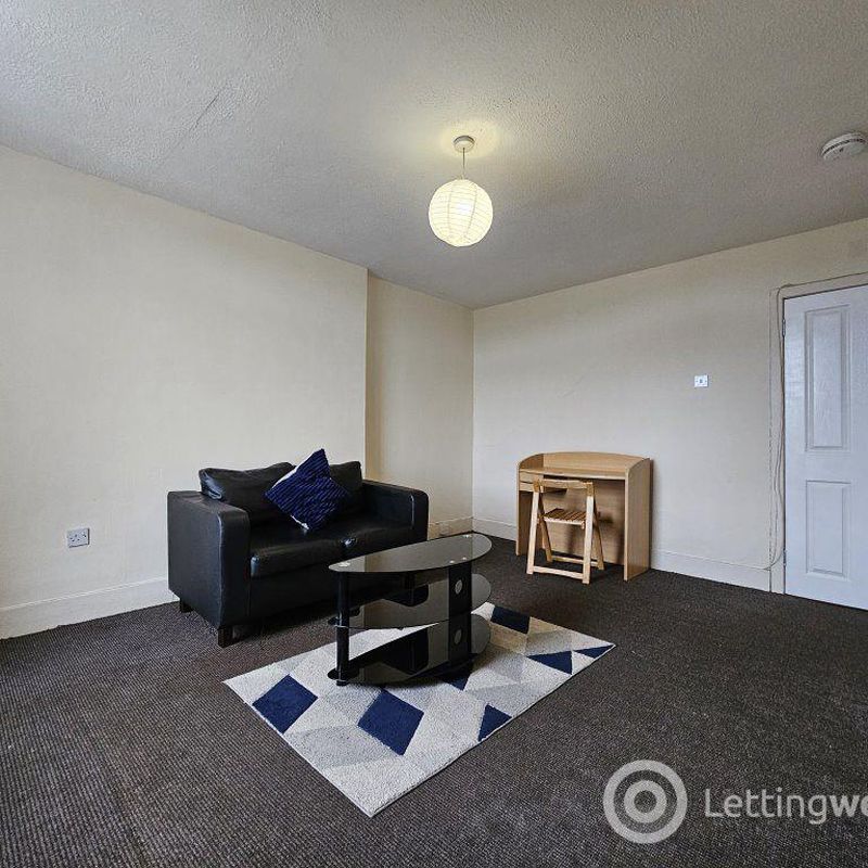 2 Bedroom Flat to Rent at Coldside, Dundee, Dundee-City, England Albert Hill