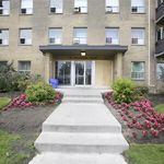Appartement de 742 m² avec 2 chambre(s) en location à Toronto