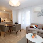 Rent 3 bedroom apartment of 64 m² in Suresnes