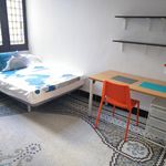 Rent 10 bedroom house in Valencia