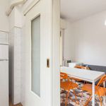 Camera di 100 m² a Bologna