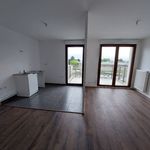 Rent 4 bedroom apartment of 77 m² in Montreuil