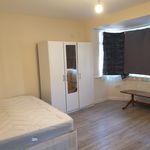 Rent 3 bedroom house in Edgware