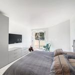 Rent 5 bedroom apartment of 172 m² in Vallauris