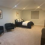 Rent 2 bedroom apartment of 2501 m² in Stamford