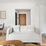 Rent 1 bedroom apartment of 43 m² in Paris