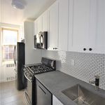 Rent 2 bedroom apartment of 800 m² in Bronxville