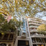 Rent 2 bedroom apartment of 64 m² in Barcelona