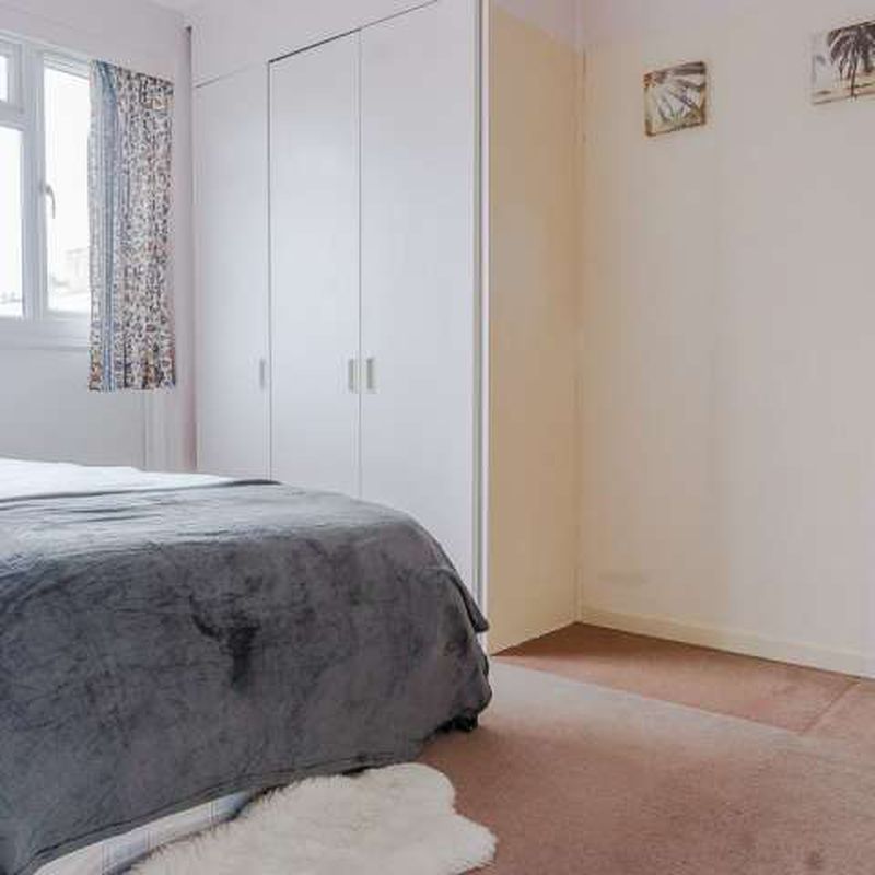 Room for rent in 5-Bedroom House in Fulham, London Sands End