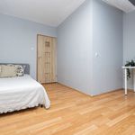 Wynajmij 2 sypialnię apartament z 45 m² w Cracow
