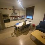 Alquilo 3 dormitorio apartamento de 105 m² en Sevilla
