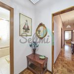 Rent 2 bedroom apartment of 80 m² in Oviedo