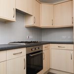 Rent 2 bedroom flat in Carmyle