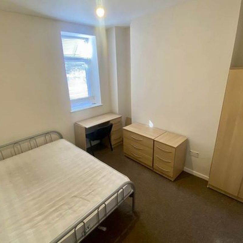 Shared accommodation to rent in Richardson Street, Sandfields, City Centre, Swansea SA1