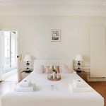 Appartement de 191 m² avec 5 chambre(s) en location à Paris
