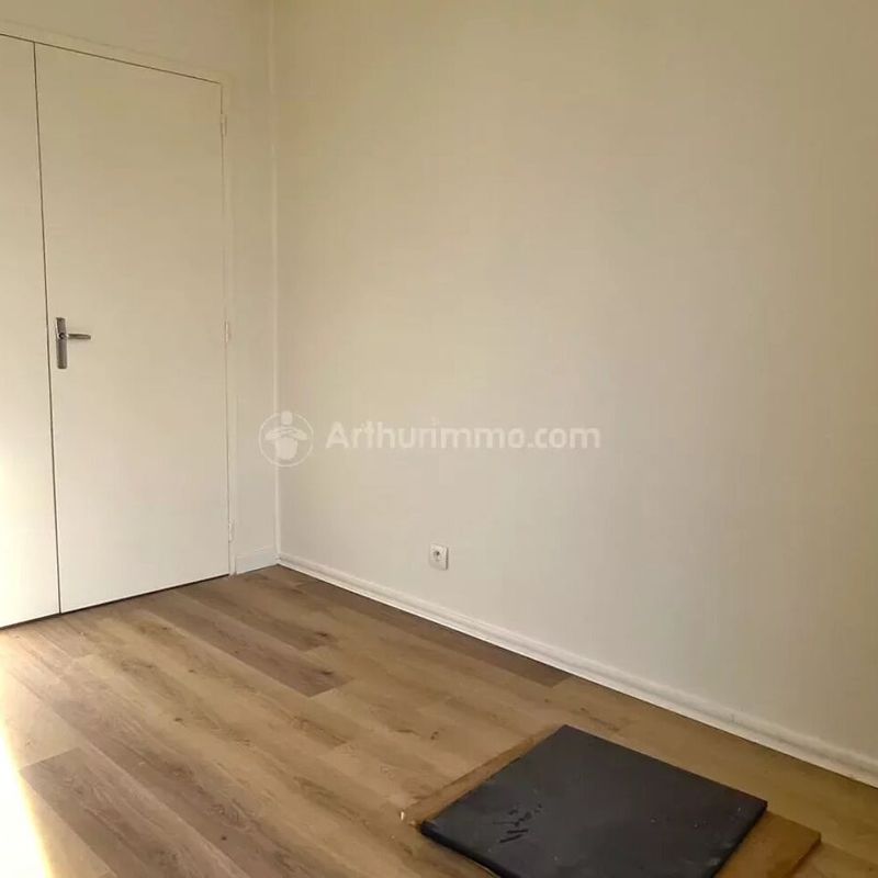 Louer appartement de 4 pièces 91 m² 700 € à Albi (81000) : une annonce Arthurimmo.com