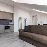 Rent 1 bedroom apartment of 57 m² in Milano
