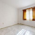 Rent 4 bedroom apartment of 164 m² in València