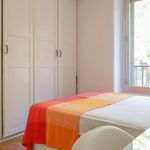 Rent a room of 60 m² in Madrid
