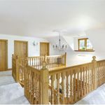 Rent 5 bedroom house in Haywards Heath